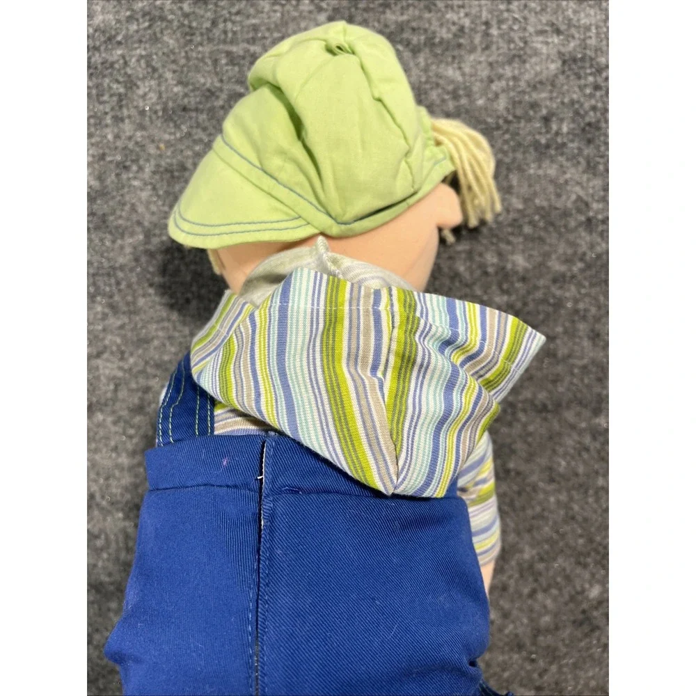 Vintage 2001 Zapf Creation 